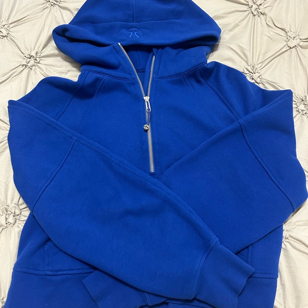 Lululemon Scuba